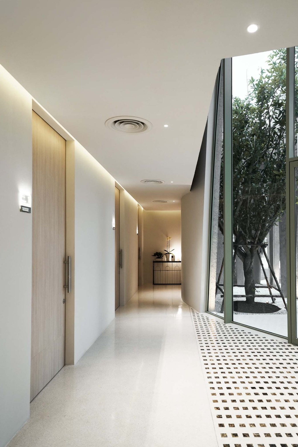 SOL Dental Clinic Loby